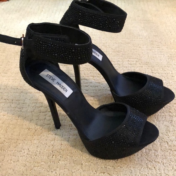 Steve Madden black stiletto shoes - Picture 1 of 3